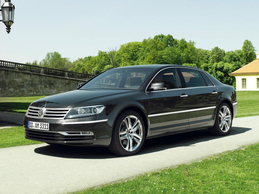  Volkswagen Phaeton V8 Long 2010 года  (фото 6 из 17)